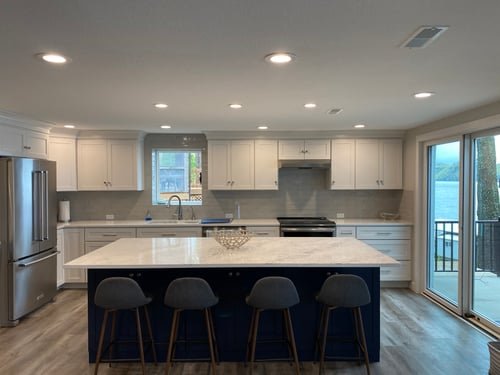 Kitchen, Bathroom & Home Remodeling / Remodelación